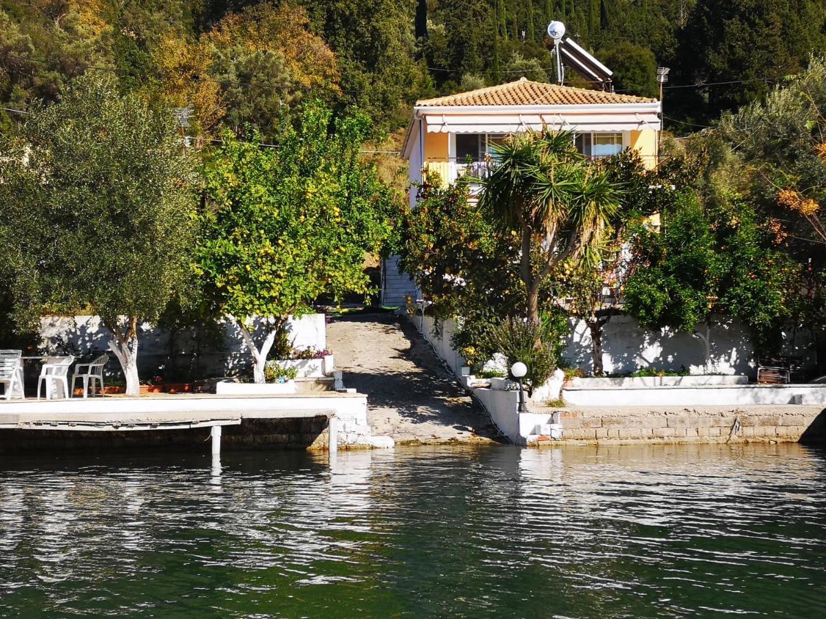 Geni Bay Apartment Exterior photo